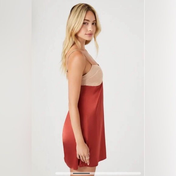Brick And Faded Pink Satin Color Block Mini Dress Forever 21 Size S - Picture 5 of 8